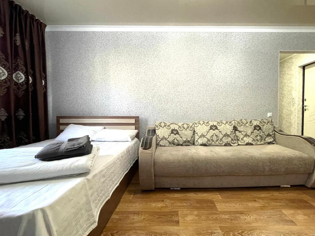 Абая 68 Квартира В Центре, 4 Спальных Места Petropavlovsk Exterior foto