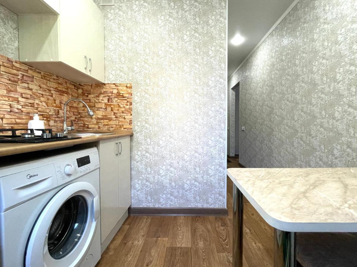 Абая 68 Квартира В Центре, 4 Спальных Места Petropavlovsk Exterior foto